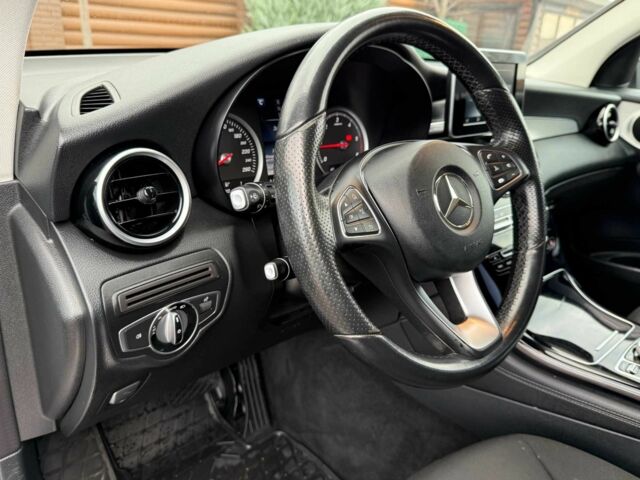 Серый Мерседес ЦЛЦ-класс, объемом двигателя 2.1 л и пробегом 243 тыс. км за 24500 $, фото 17 на Automoto.ua