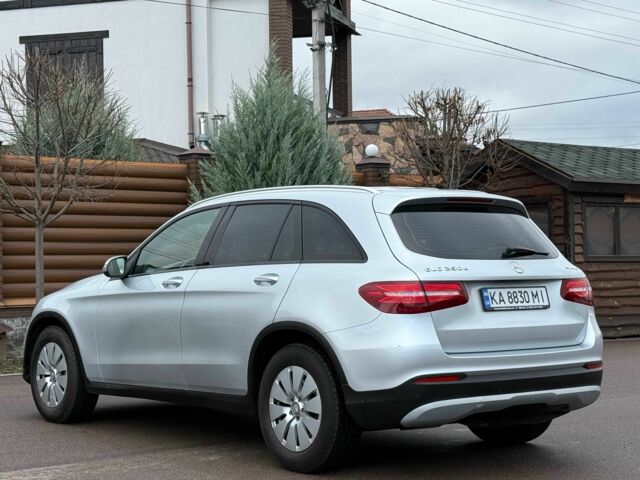 Серый Мерседес ЦЛЦ-класс, объемом двигателя 2.1 л и пробегом 243 тыс. км за 24500 $, фото 6 на Automoto.ua