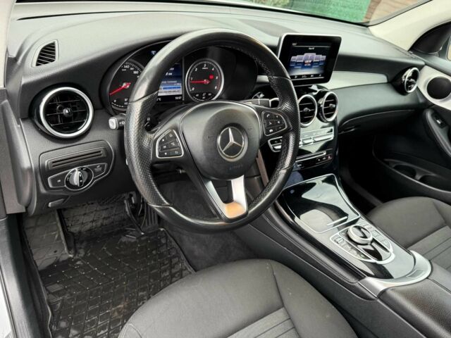 Серый Мерседес ЦЛЦ-класс, объемом двигателя 2.1 л и пробегом 243 тыс. км за 24500 $, фото 16 на Automoto.ua