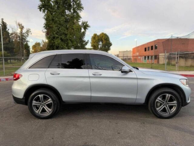 Серый Мерседес ЦЛЦ-класс, объемом двигателя 2 л и пробегом 32 тыс. км за 8700 $, фото 3 на Automoto.ua