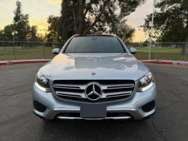 Серый Мерседес ЦЛЦ-класс, объемом двигателя 2 л и пробегом 32 тыс. км за 8700 $, фото 1 на Automoto.ua