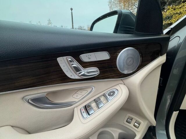 Сірий Мерседес ЦЛЦ-клас, об'ємом двигуна 2 л та пробігом 130 тис. км за 31600 $, фото 20 на Automoto.ua