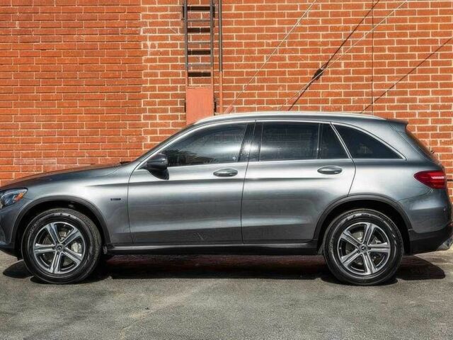 Серый Мерседес ЦЛЦ-класс, объемом двигателя 2 л и пробегом 41 тыс. км за 9900 $, фото 3 на Automoto.ua