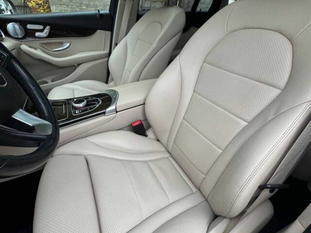 Сірий Мерседес ЦЛЦ-клас, об'ємом двигуна 2 л та пробігом 130 тис. км за 31600 $, фото 19 на Automoto.ua