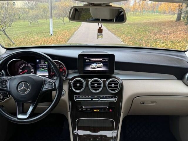 Сірий Мерседес ЦЛЦ-клас, об'ємом двигуна 2 л та пробігом 130 тис. км за 31600 $, фото 16 на Automoto.ua