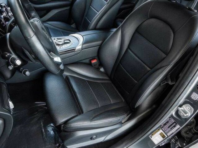 Серый Мерседес ЦЛЦ-класс, объемом двигателя 2 л и пробегом 41 тыс. км за 9900 $, фото 8 на Automoto.ua