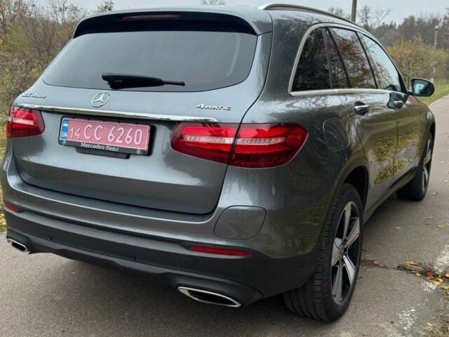 Сірий Мерседес ЦЛЦ-клас, об'ємом двигуна 2 л та пробігом 130 тис. км за 31600 $, фото 6 на Automoto.ua