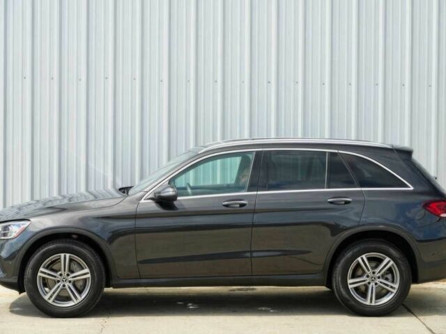 Серый Мерседес ЦЛЦ-класс, объемом двигателя 2 л и пробегом 24 тыс. км за 20000 $, фото 4 на Automoto.ua