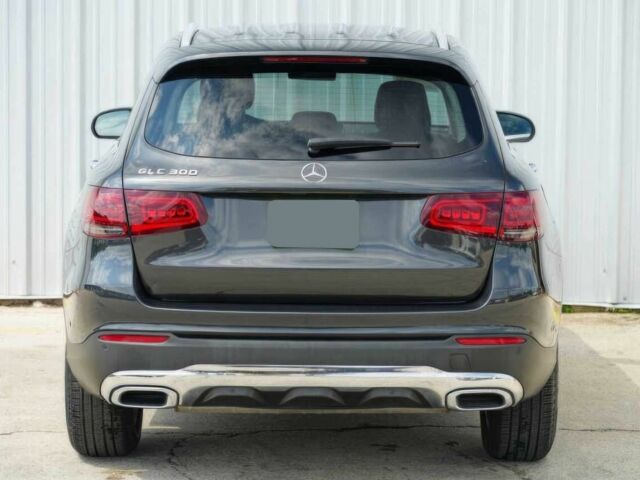 Серый Мерседес ЦЛЦ-класс, объемом двигателя 2 л и пробегом 24 тыс. км за 20000 $, фото 6 на Automoto.ua