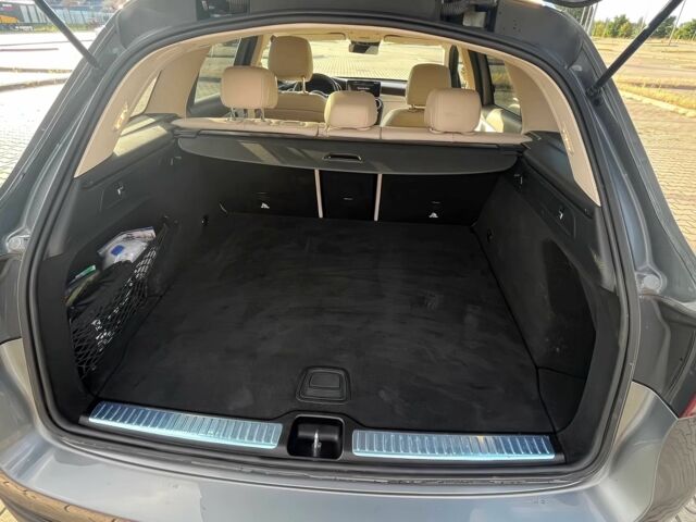 Сірий Мерседес ЦЛЦ-клас, об'ємом двигуна 2 л та пробігом 14 тис. км за 29000 $, фото 11 на Automoto.ua