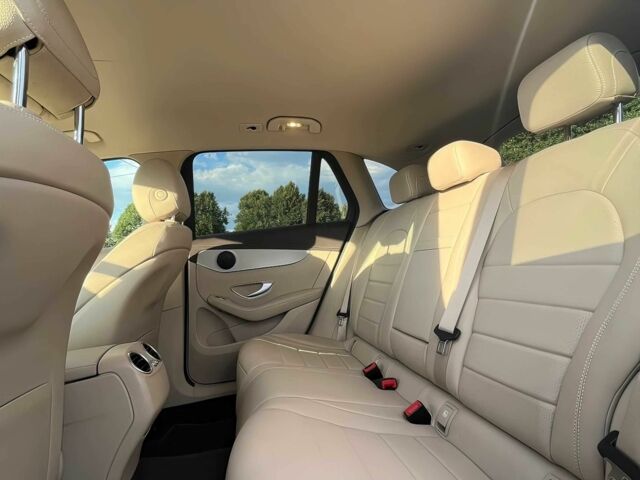 Сірий Мерседес ЦЛЦ-клас, об'ємом двигуна 2 л та пробігом 14 тис. км за 29000 $, фото 9 на Automoto.ua