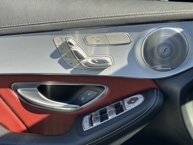 Серый Мерседес ЦЛЦ-класс, объемом двигателя 3 л и пробегом 102 тыс. км за 67000 $, фото 6 на Automoto.ua