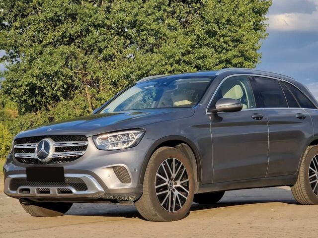 Сірий Мерседес ЦЛЦ-клас, об'ємом двигуна 2 л та пробігом 14 тис. км за 29000 $, фото 1 на Automoto.ua