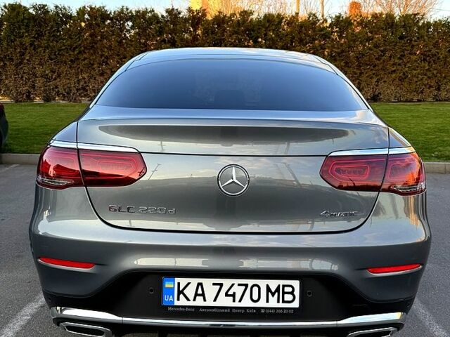 Сірий Мерседес ЦЛЦ-клас, об'ємом двигуна 2 л та пробігом 19 тис. км за 65900 $, фото 5 на Automoto.ua