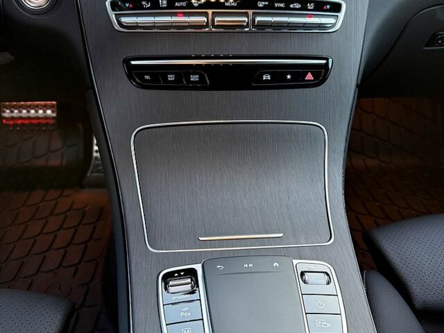 Сірий Мерседес ЦЛЦ-клас, об'ємом двигуна 2 л та пробігом 19 тис. км за 65900 $, фото 10 на Automoto.ua