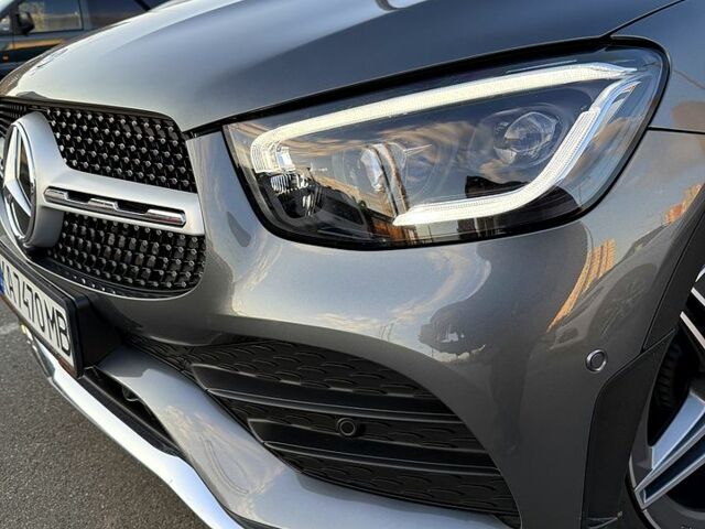 Сірий Мерседес ЦЛЦ-клас, об'ємом двигуна 2 л та пробігом 19 тис. км за 65900 $, фото 4 на Automoto.ua