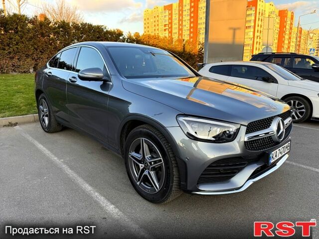 Сірий Мерседес ЦЛЦ-клас, об'ємом двигуна 2 л та пробігом 19 тис. км за 65900 $, фото 1 на Automoto.ua