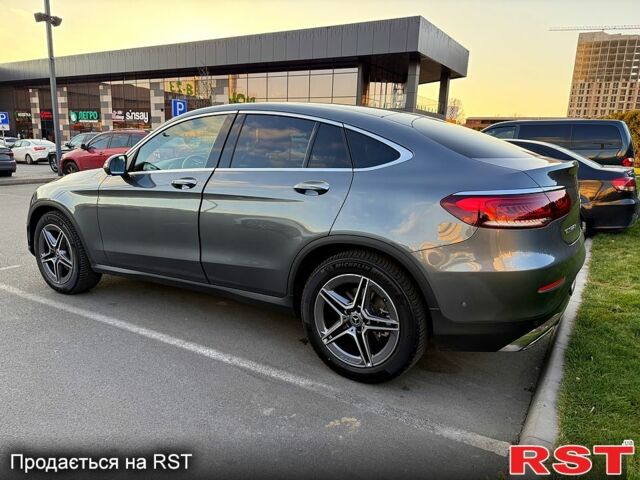 Сірий Мерседес ЦЛЦ-клас, об'ємом двигуна 2 л та пробігом 19 тис. км за 65900 $, фото 3 на Automoto.ua