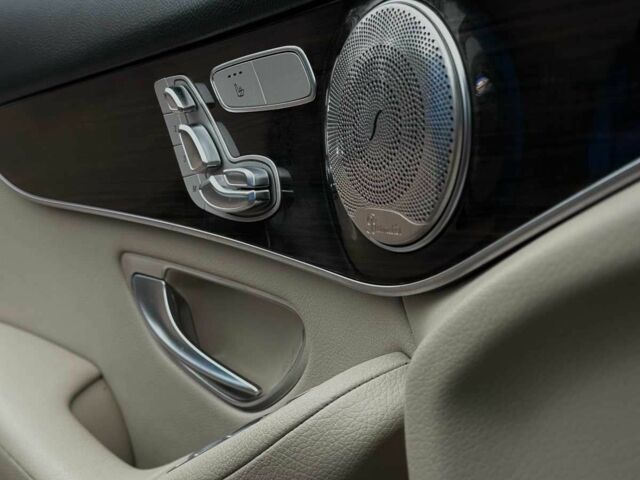 Синій Мерседес ЦЛЦ-клас, об'ємом двигуна 2 л та пробігом 93 тис. км за 26900 $, фото 10 на Automoto.ua