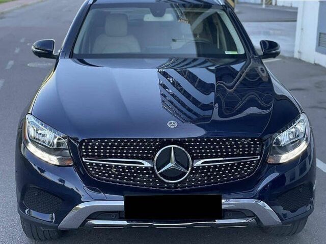 Синий Мерседес ЦЛЦ-класс, объемом двигателя 2 л и пробегом 93 тыс. км за 29500 $, фото 3 на Automoto.ua