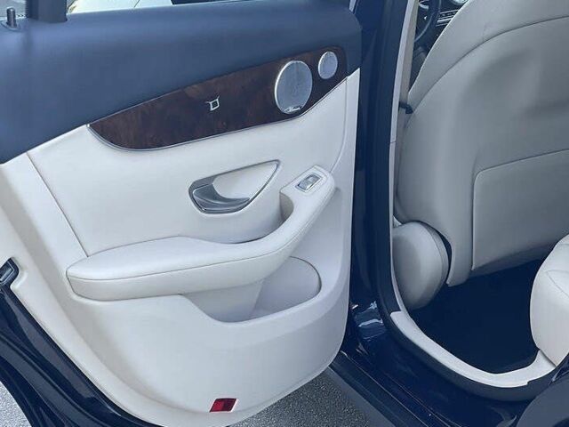 Синий Мерседес ЦЛЦ-класс, объемом двигателя 2 л и пробегом 93 тыс. км за 29500 $, фото 17 на Automoto.ua