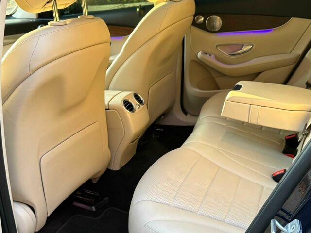 Синій Мерседес ЦЛЦ-клас, об'ємом двигуна 2 л та пробігом 82 тис. км за 37250 $, фото 5 на Automoto.ua