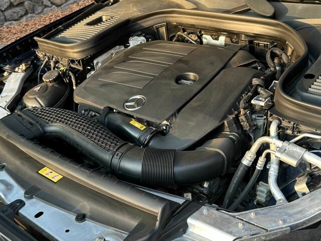 Синій Мерседес ЦЛЦ-клас, об'ємом двигуна 2 л та пробігом 82 тис. км за 37250 $, фото 9 на Automoto.ua