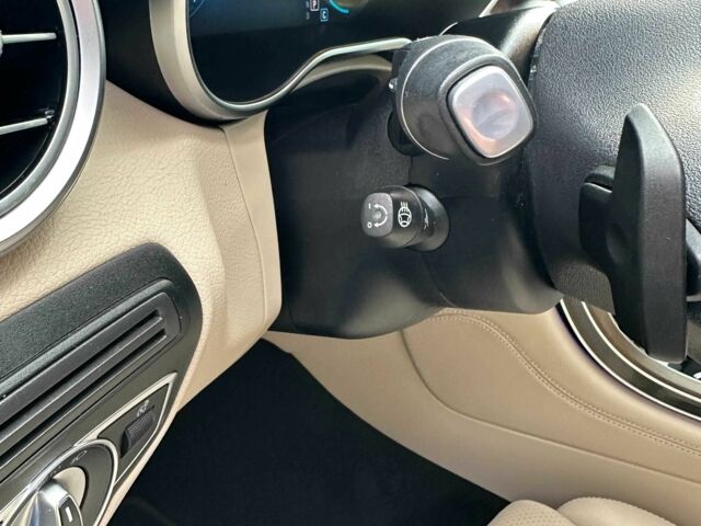 Синій Мерседес ЦЛЦ-клас, об'ємом двигуна 2 л та пробігом 82 тис. км за 37250 $, фото 15 на Automoto.ua