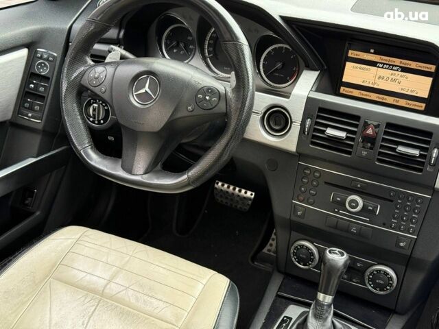 Мерседес ЦЛК-Класс 2008 в Одессе на Automoto.ua Белый Мерседес ЦЛК-Класс, объемом двигателя 3 л и пробегом 290 тыс. км за 12090 $, фото 21 на Automoto.ua