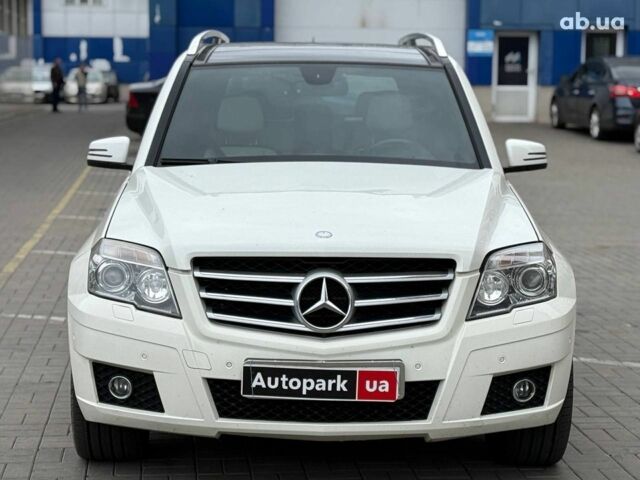 Мерседес ЦЛК-Класс 2008 в Одессе на Automoto.ua Белый Мерседес ЦЛК-Класс, объемом двигателя 3 л и пробегом 290 тыс. км за 12090 $, фото 1 на Automoto.ua