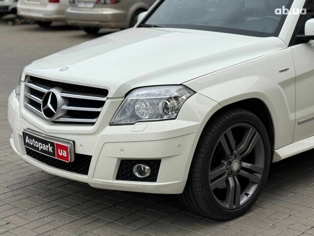 Мерседес ЦЛК-Класс 2008 в Одессе на Automoto.ua Белый Мерседес ЦЛК-Класс, объемом двигателя 3 л и пробегом 290 тыс. км за 12090 $, фото 3 на Automoto.ua