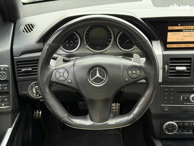 Мерседес ЦЛК-Класс 2008 в Одессе на Automoto.ua Белый Мерседес ЦЛК-Класс, объемом двигателя 3 л и пробегом 290 тыс. км за 12090 $, фото 19 на Automoto.ua
