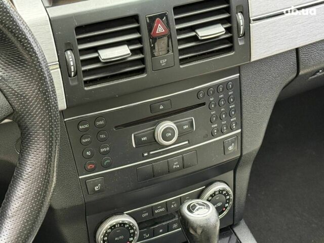 Мерседес ЦЛК-Класс 2008 в Одессе на Automoto.ua Белый Мерседес ЦЛК-Класс, объемом двигателя 3 л и пробегом 290 тыс. км за 12090 $, фото 22 на Automoto.ua