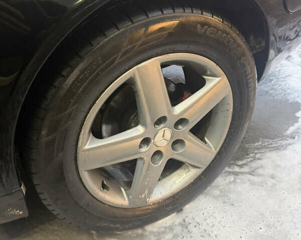 Чорний Мерседес ЦЛК-Клас, об'ємом двигуна 2.3 л та пробігом 351 тис. км за 2550 $, фото 7 на Automoto.ua