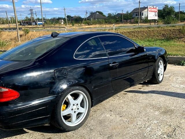 Чорний Мерседес ЦЛК-Клас, об'ємом двигуна 3.2 л та пробігом 167 тис. км за 4000 $, фото 6 на Automoto.ua