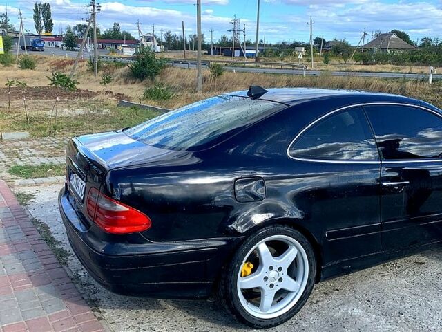 Чорний Мерседес ЦЛК-Клас, об'ємом двигуна 3.2 л та пробігом 167 тис. км за 4000 $, фото 7 на Automoto.ua