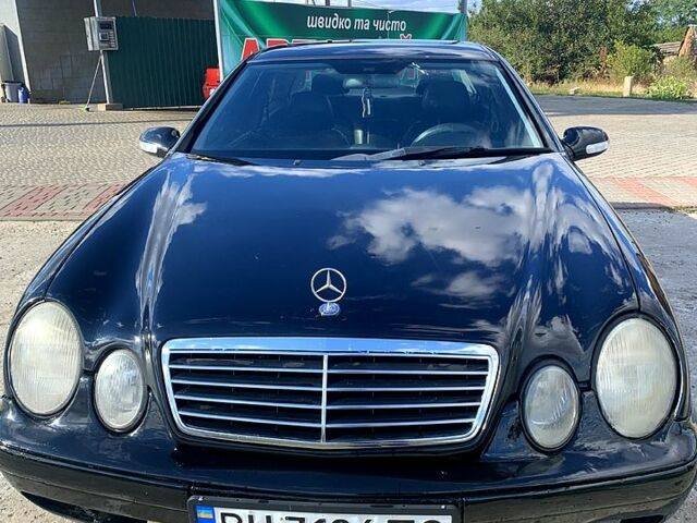 Чорний Мерседес ЦЛК-Клас, об'ємом двигуна 3.2 л та пробігом 167 тис. км за 4000 $, фото 1 на Automoto.ua