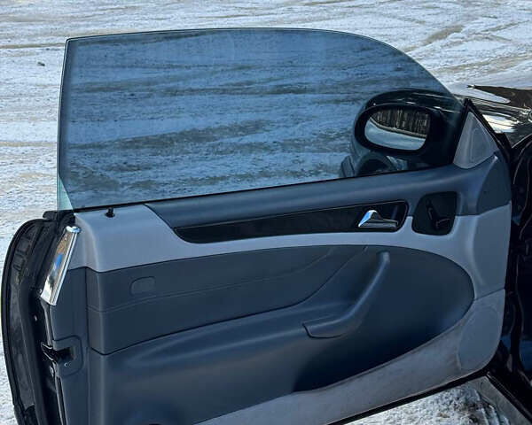 Чорний Мерседес ЦЛК-Клас, об'ємом двигуна 2 л та пробігом 333 тис. км за 3200 $, фото 16 на Automoto.ua