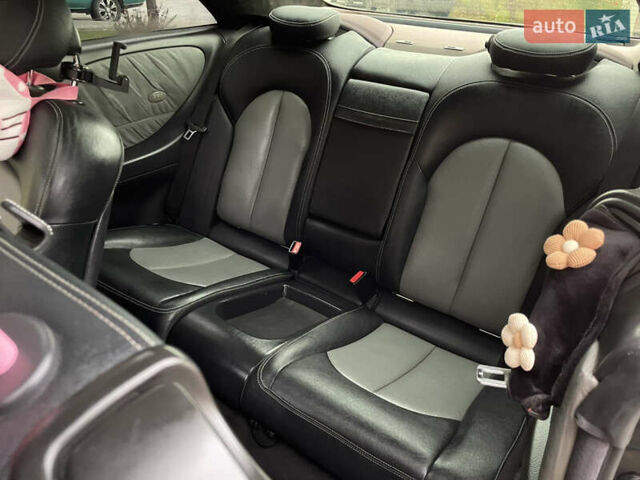 Черный Мерседес ЦЛК-Класс, объемом двигателя 2.7 л и пробегом 315 тыс. км за 7500 $, фото 17 на Automoto.ua