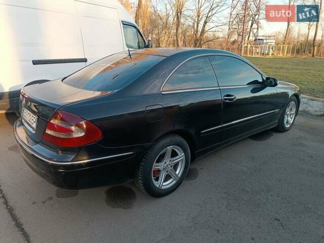Черный Мерседес ЦЛК-Класс, объемом двигателя 2.69 л и пробегом 203 тыс. км за 5999 $, фото 1 на Automoto.ua