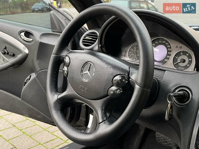 Черный Мерседес ЦЛК-Класс, объемом двигателя 2.7 л и пробегом 315 тыс. км за 7500 $, фото 49 на Automoto.ua