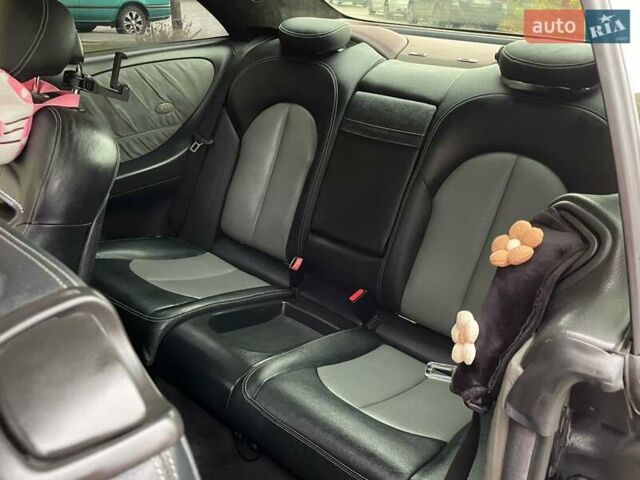 Черный Мерседес ЦЛК-Класс, объемом двигателя 2.7 л и пробегом 315 тыс. км за 7500 $, фото 45 на Automoto.ua