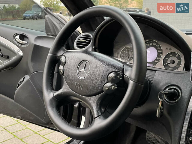 Черный Мерседес ЦЛК-Класс, объемом двигателя 2.7 л и пробегом 315 тыс. км за 7500 $, фото 19 на Automoto.ua