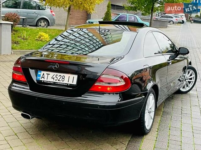 Черный Мерседес ЦЛК-Класс, объемом двигателя 2.7 л и пробегом 315 тыс. км за 7500 $, фото 4 на Automoto.ua