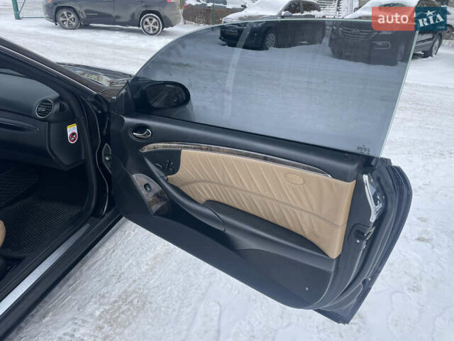 Черный Мерседес ЦЛК-Класс, объемом двигателя 2.99 л и пробегом 448 тыс. км за 7900 $, фото 10 на Automoto.ua