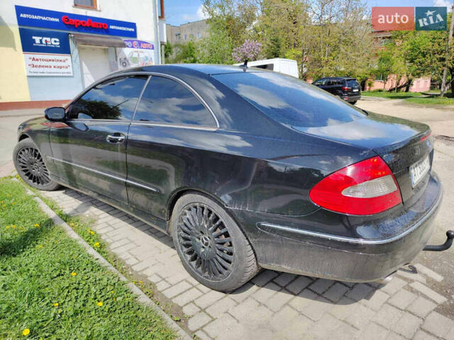 Черный Мерседес ЦЛК-Класс, объемом двигателя 1.8 л и пробегом 286 тыс. км за 5800 $, фото 11 на Automoto.ua