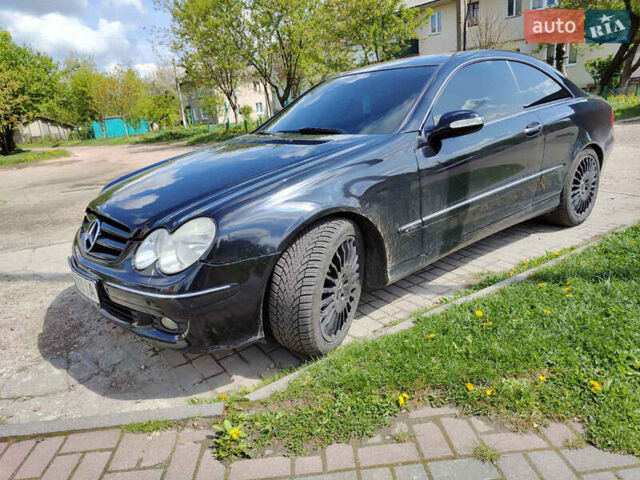 Черный Мерседес ЦЛК-Класс, объемом двигателя 1.8 л и пробегом 286 тыс. км за 5800 $, фото 17 на Automoto.ua