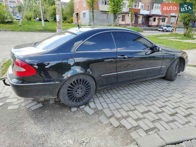 Черный Мерседес ЦЛК-Класс, объемом двигателя 1.8 л и пробегом 286 тыс. км за 5800 $, фото 26 на Automoto.ua