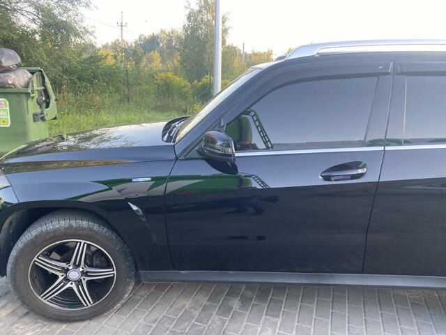 Чорний Мерседес ЦЛК-Клас, об'ємом двигуна 2 л та пробігом 285 тис. км за 12900 $, фото 9 на Automoto.ua