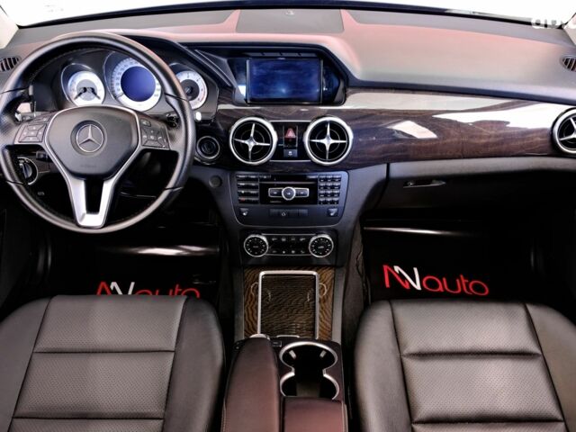 Мерседес ЦЛК-Клас 2015 у Одесі на Automoto.ua Чорний Мерседес ЦЛК-Клас, об'ємом двигуна 2.2 л та пробігом 192 тис. км за 17900 $, фото 6 на Automoto.ua